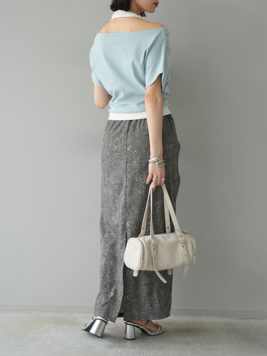 [予約]ペイズリープリントタックIラインスカート/グレー