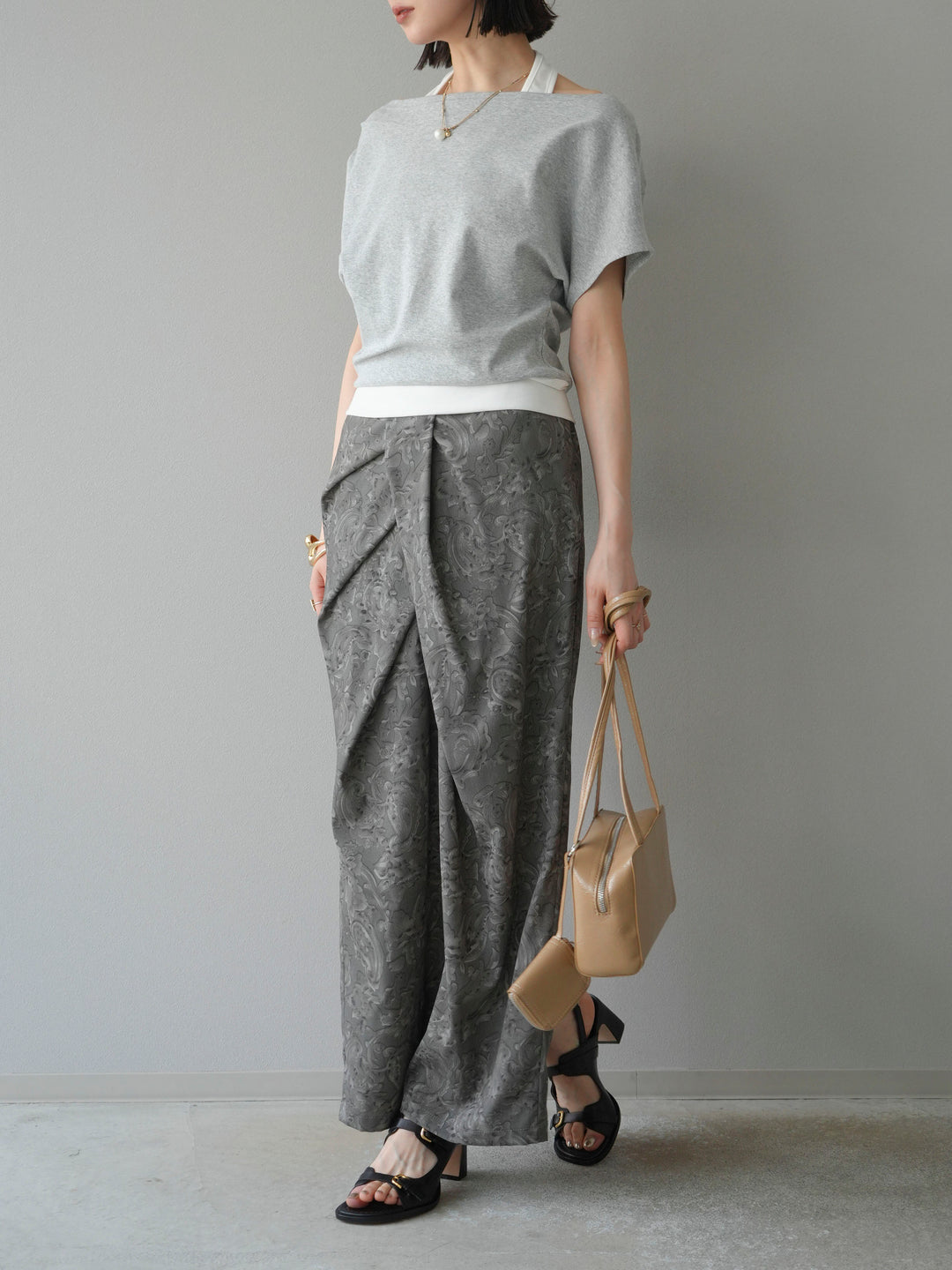 [予約]ペイズリープリントタックIラインスカート/グレー