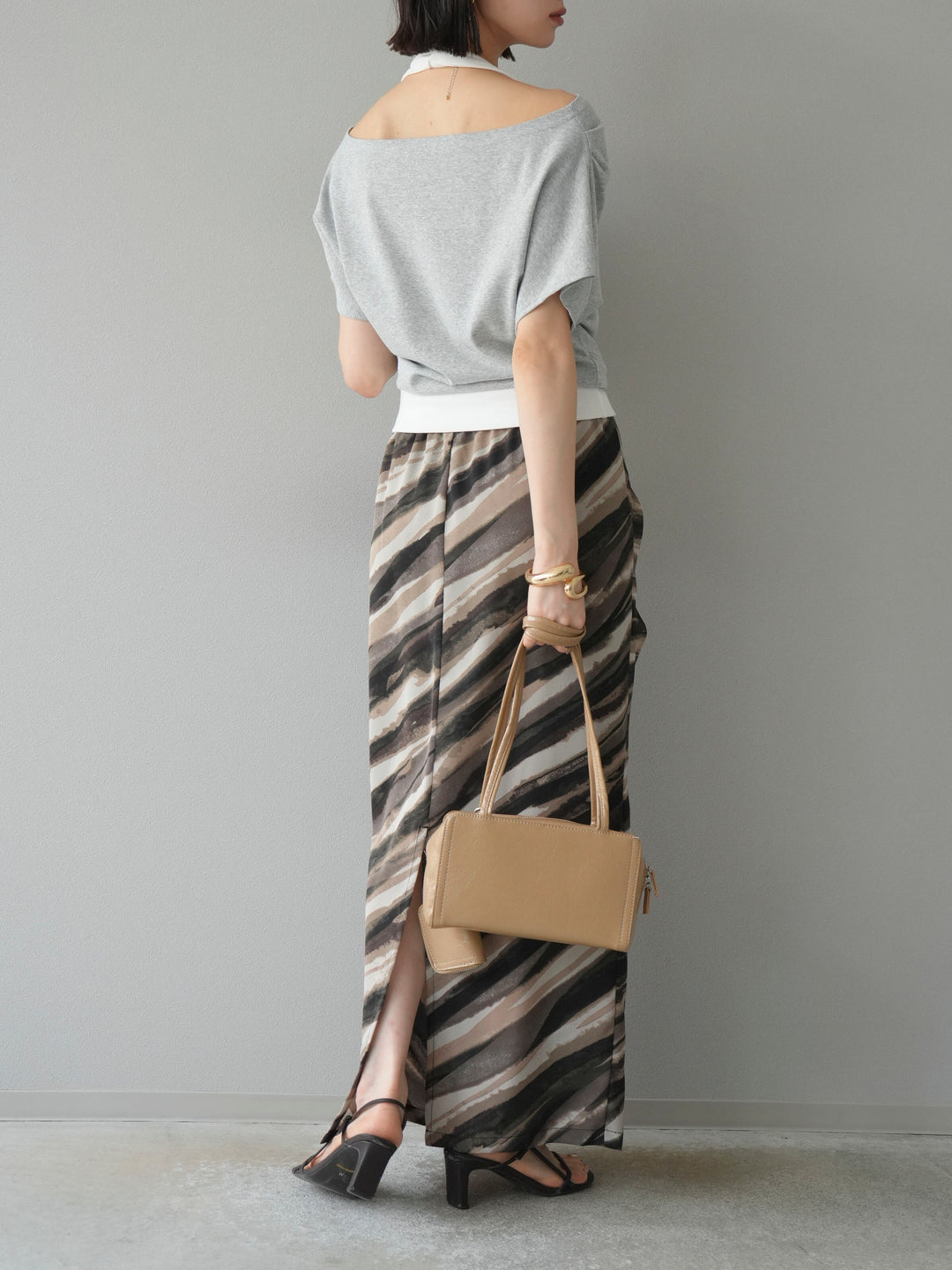 [予約]ニュアンスプリントタックIラインスカート/ブラウン