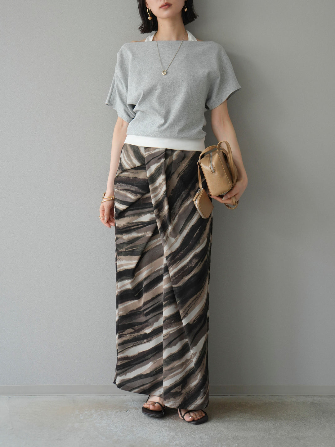 [予約]ニュアンスプリントタックIラインスカート/ブラウン