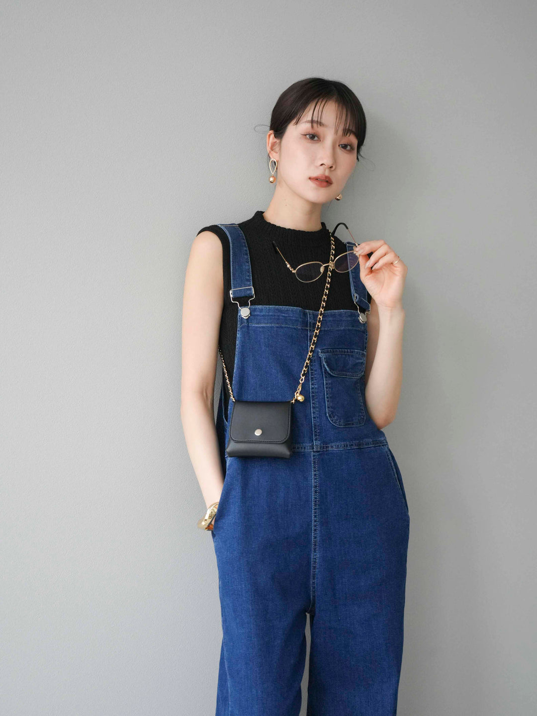 [SET]デザイン編みプチネックノースリニットトップス+ストレッチデニムワイドサロペット(2set)