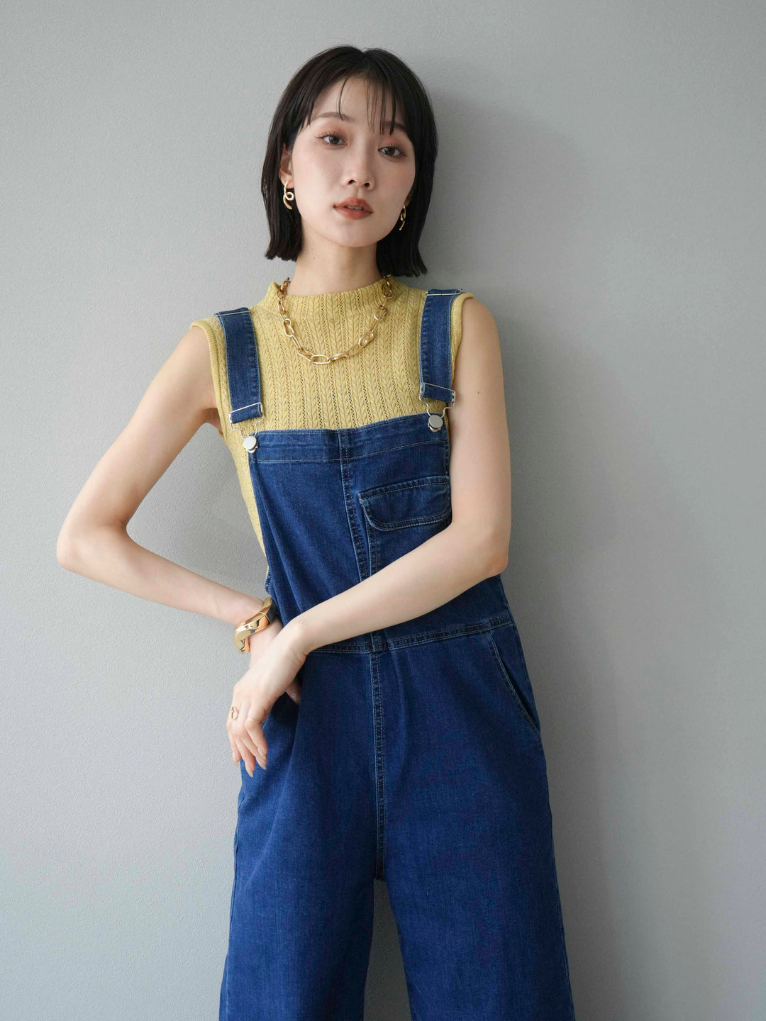 [SET]デザイン編みプチネックノースリニットトップス+ストレッチデニムワイドサロペット(2set)