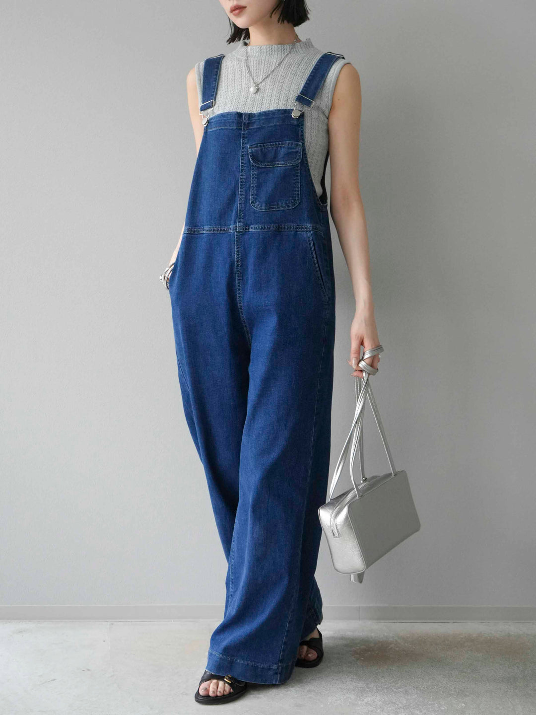 [SET]デザイン編みプチネックノースリニットトップス+ストレッチデニムワイドサロペット(2set)