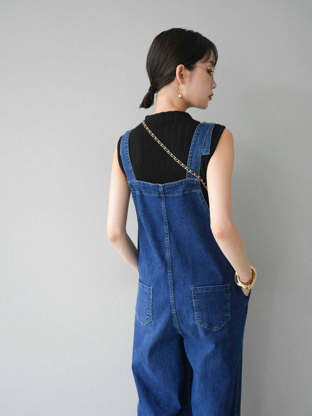 [SET]デザイン編みプチネックノースリニットトップス+ストレッチデニムワイドサロペット(2set)