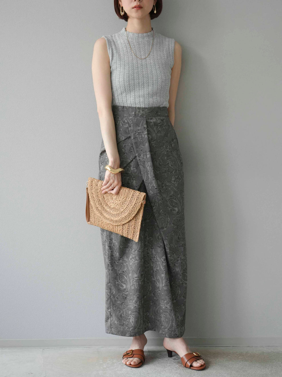 [予約]ペイズリープリントタックIラインスカート/グレー