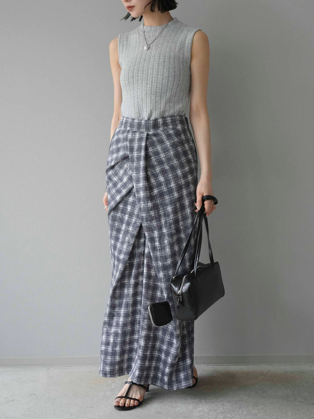 [予約]チェックプリントタックIラインスカート/グレー