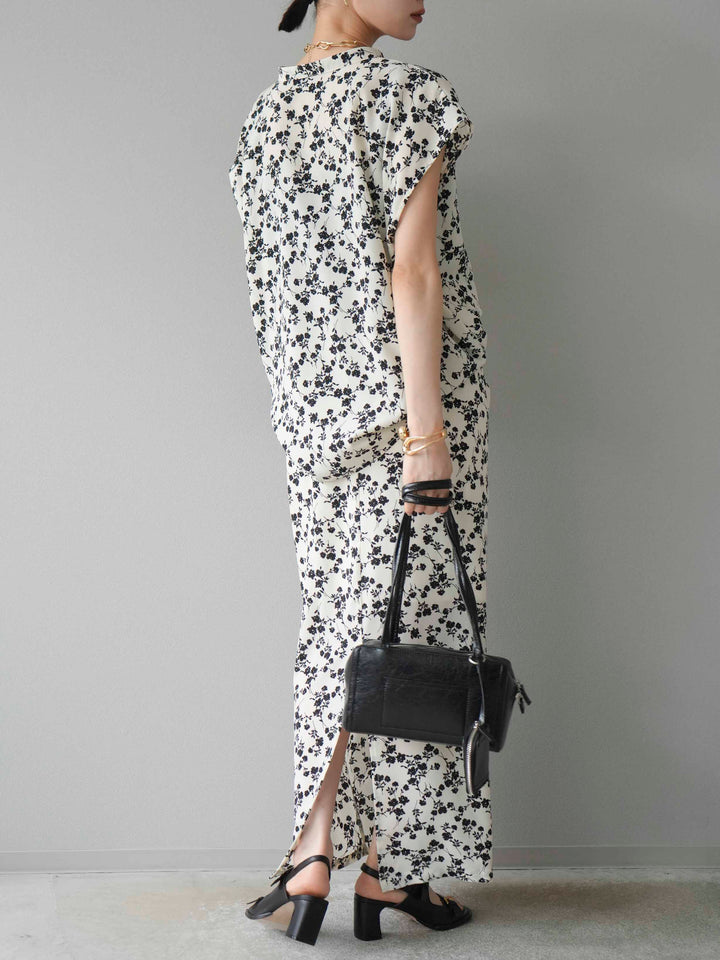 [SET]フラワープリントフレンチスリーブブラウス+フラワープリントタックIラインスカート(2set)