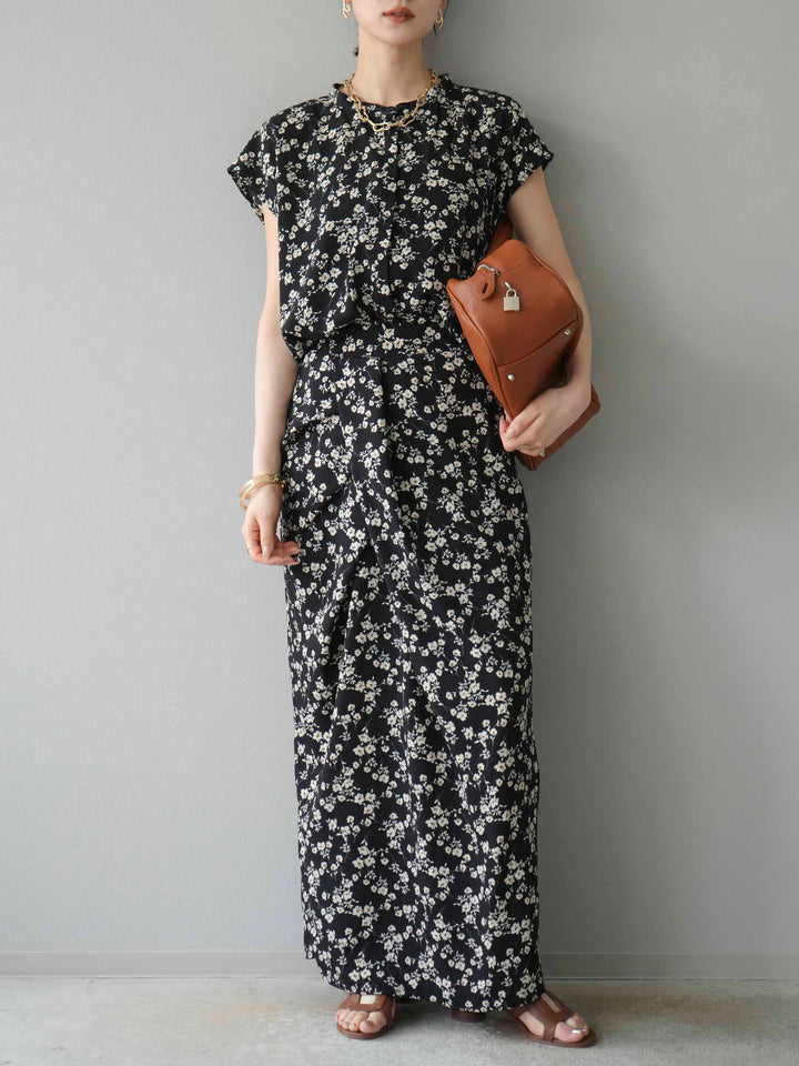 [SET]フラワープリントフレンチスリーブブラウス+フラワープリントタックIラインスカート(2set)