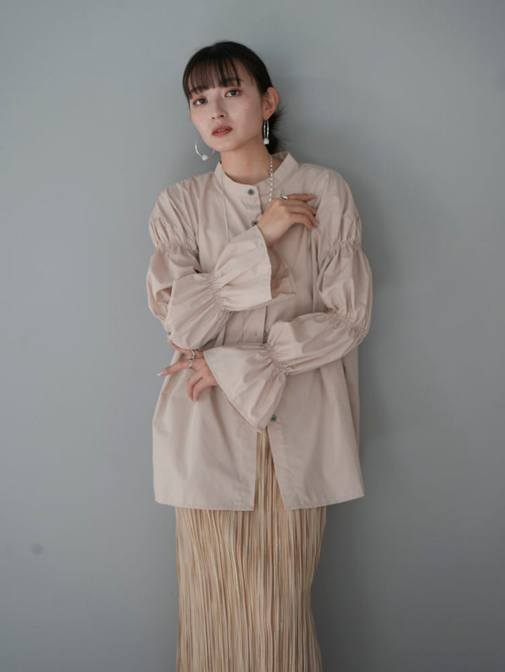 [Pre-order] Gathered long sleeve stand-up neck shirt/beige