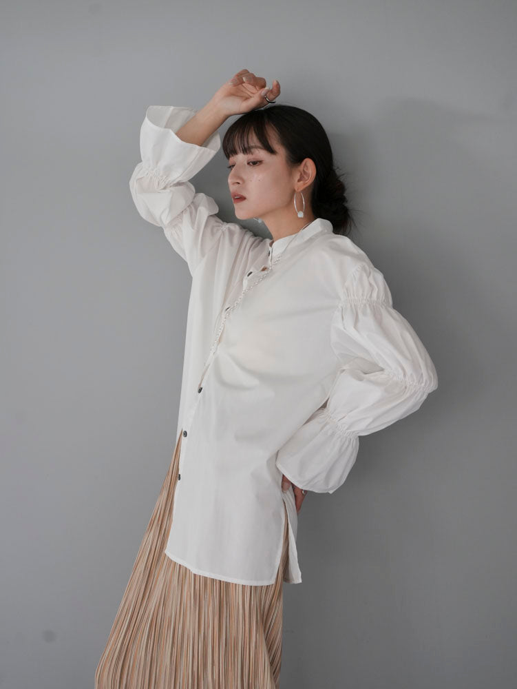 [Pre-order] Gathered long sleeve stand neck shirt/white