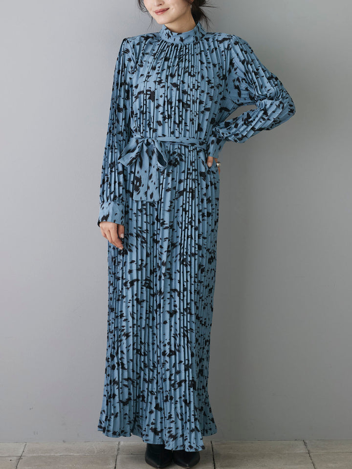 [Pre-order] All-over print high-neck pleated long dress/blue