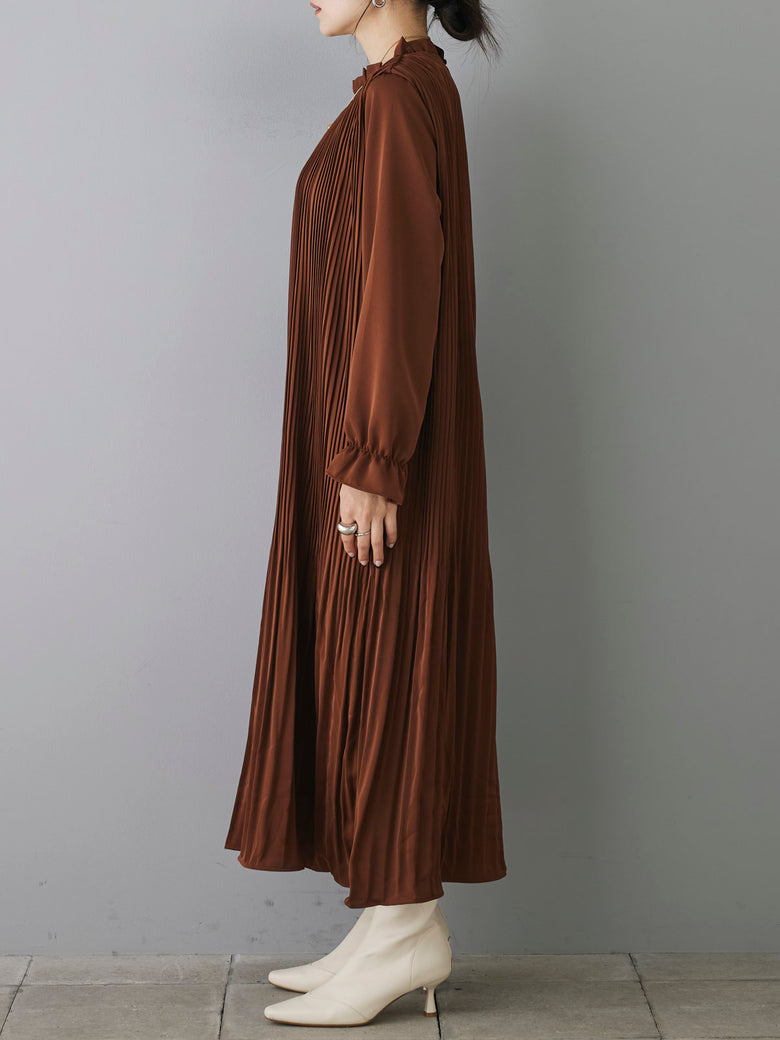 予約]フリルカラープリーツロングワンピース/ブラウン – Lumier 