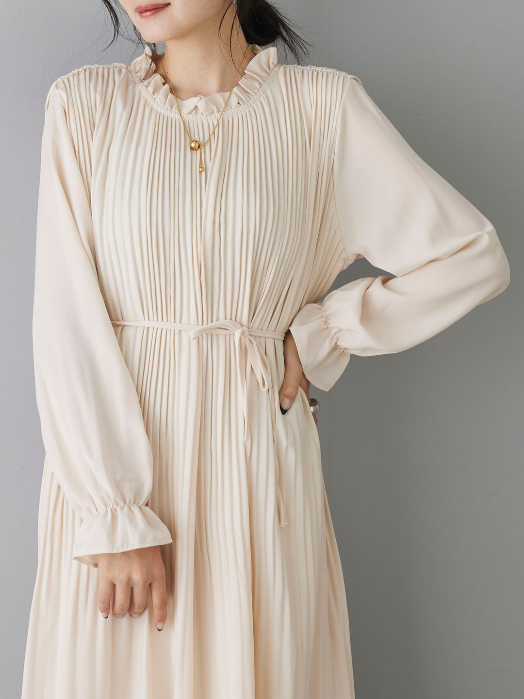 [Pre-order] Frill Collar Pleated Long Dress/Ivory