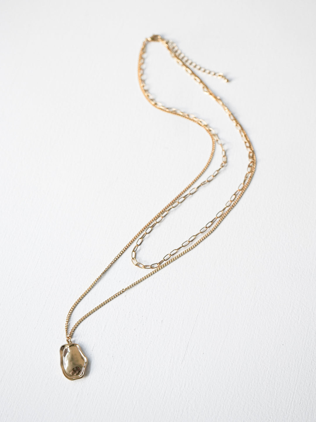 [SET]ラメシャギーVネックニットベスト+選べるアクセセット(2set)