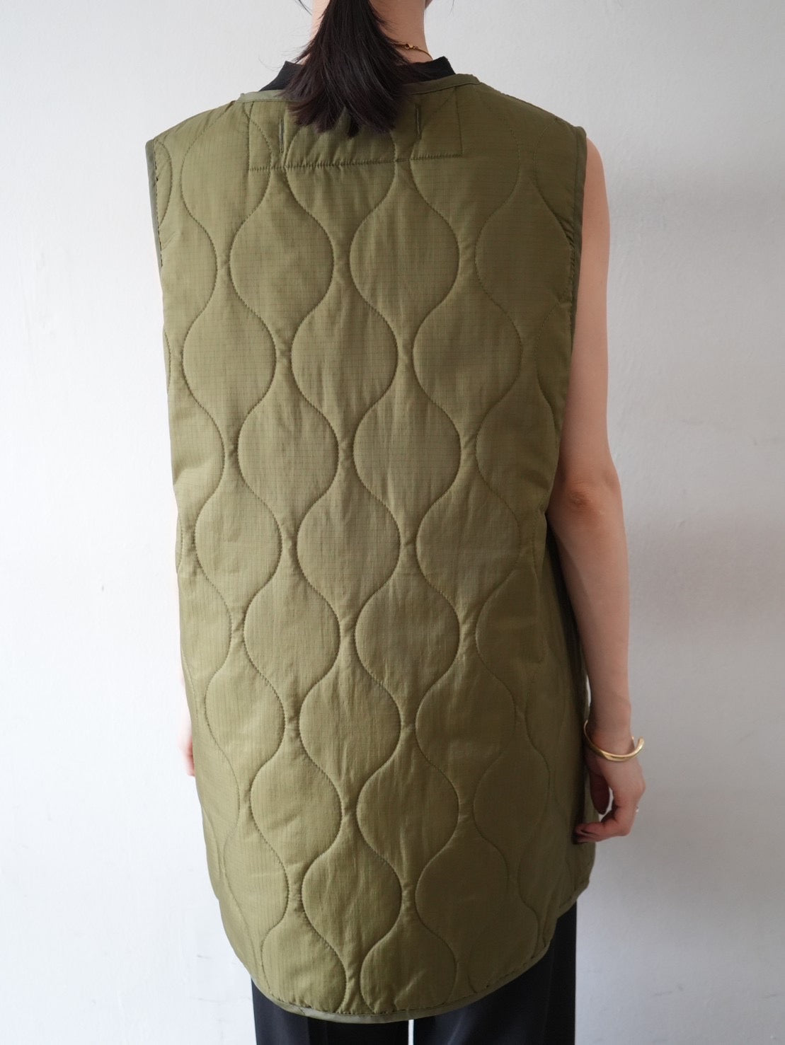 OUR  キルティングベスト（カーキ）美品 予約]ライナーキルトオーバーベスト/カーキ – Lumier