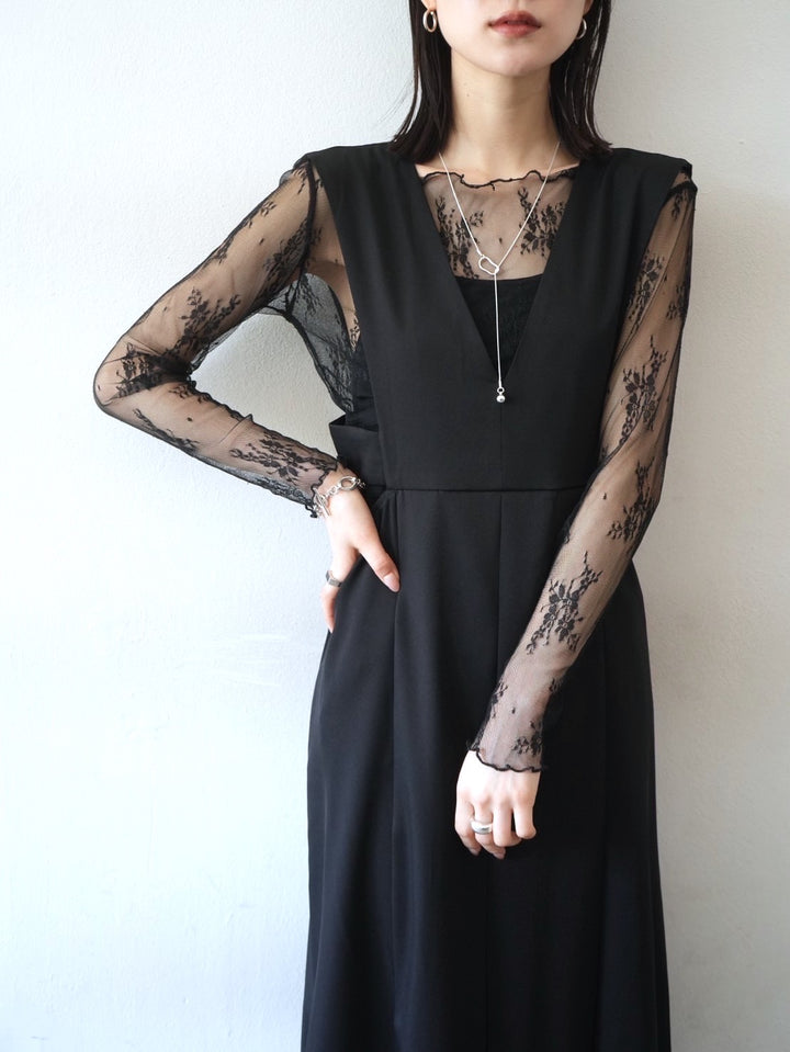 [Pre-order] V-neck cut jumper skirt/black