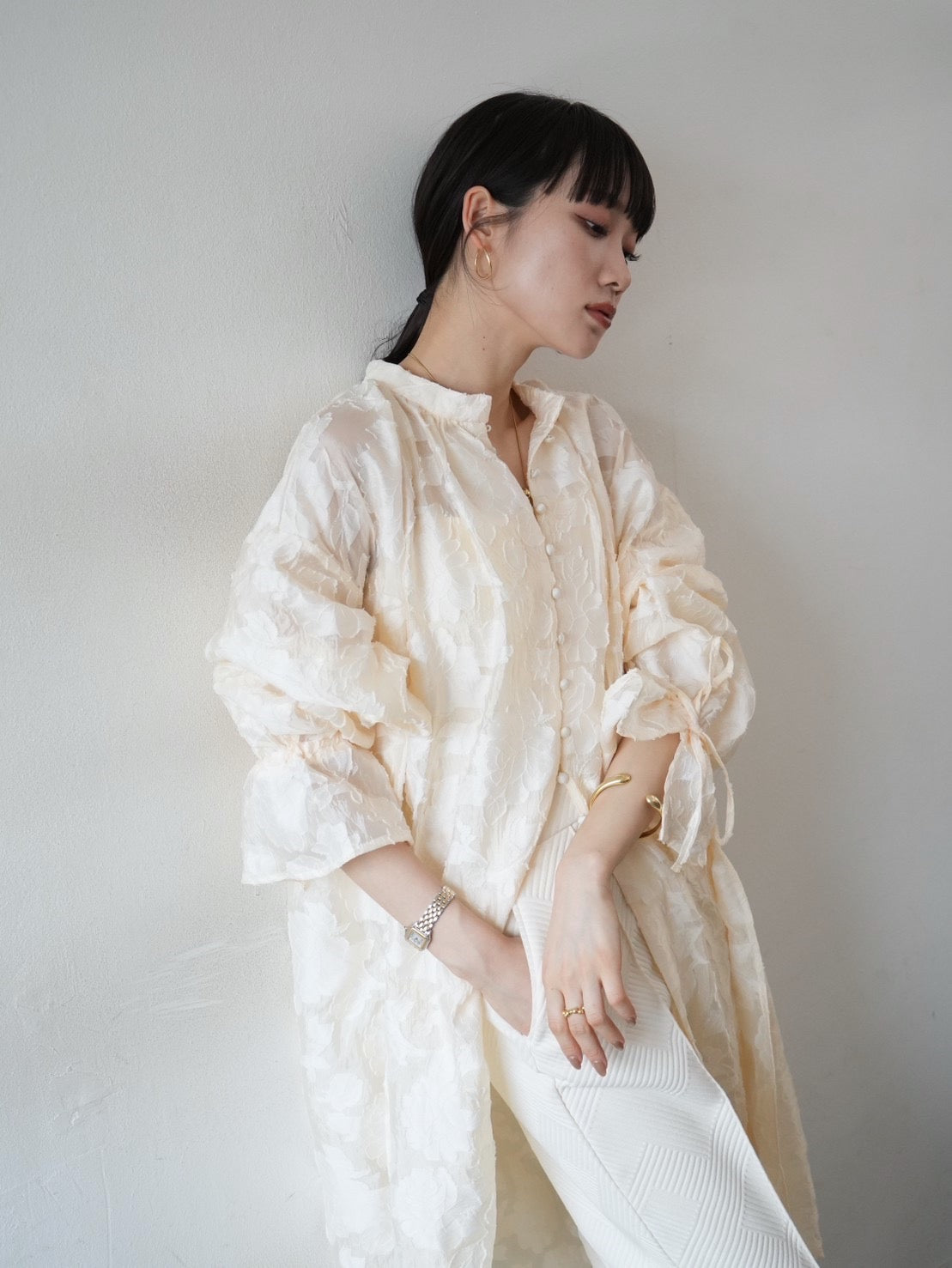 一番人気物 blouse/シアージャガード 【新品】idem × トレーナー