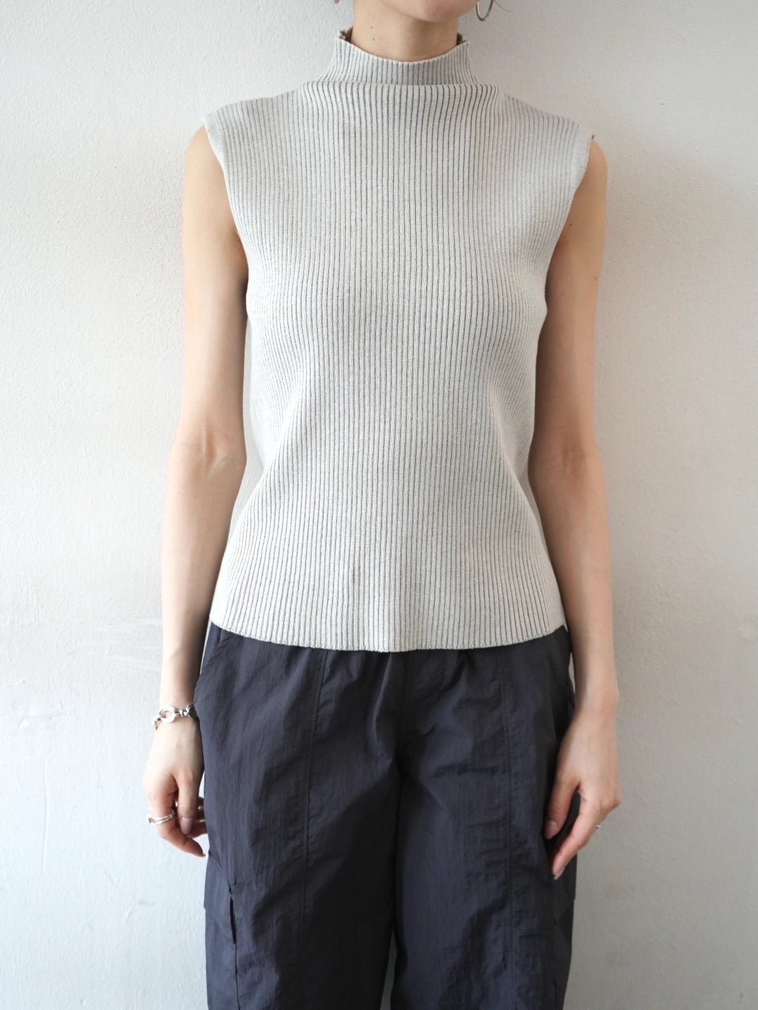 Cotton touch high neck knit tank top / ecru