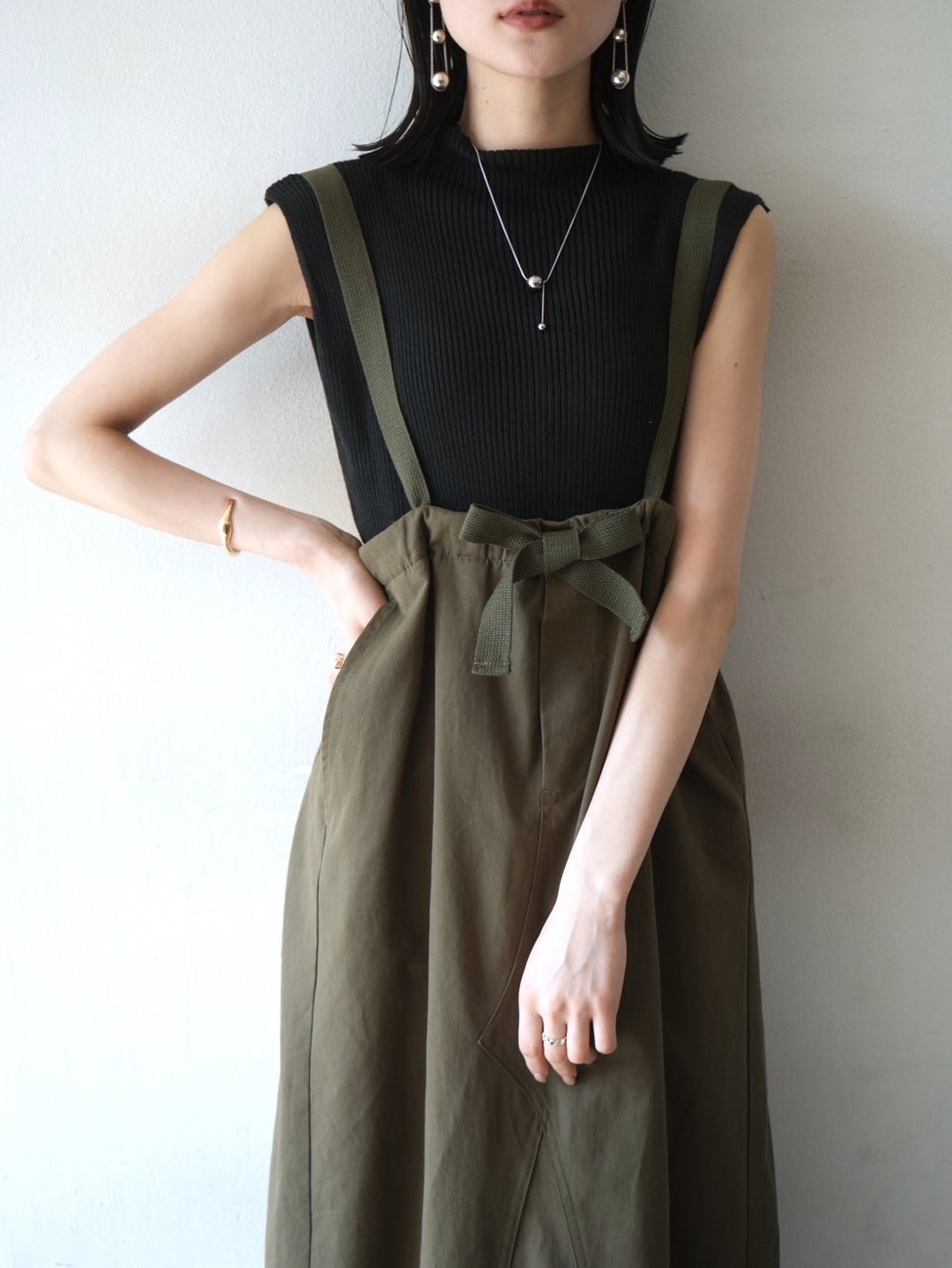 Cotton twill suspender skirt/olive