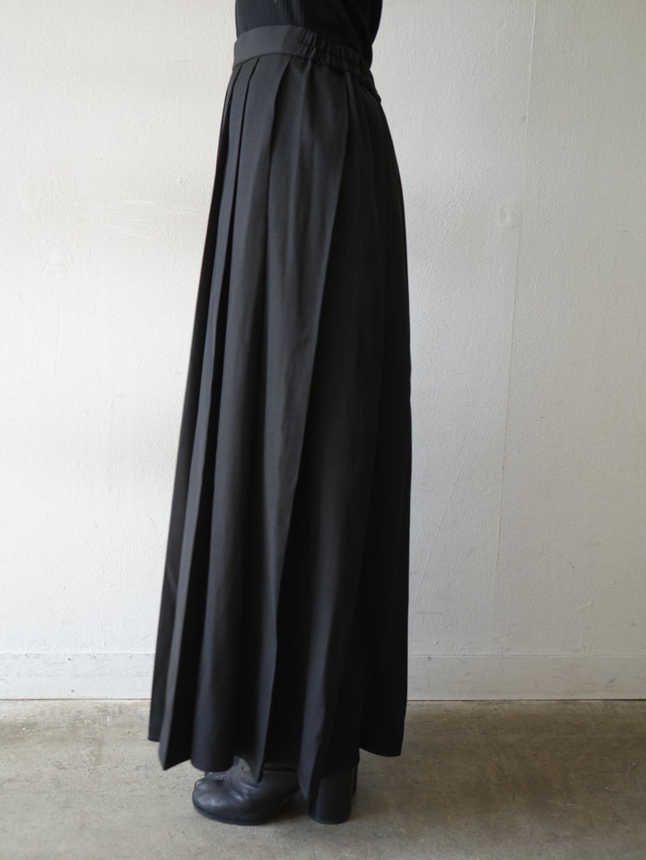 褶皺超長半身裙/黑色
