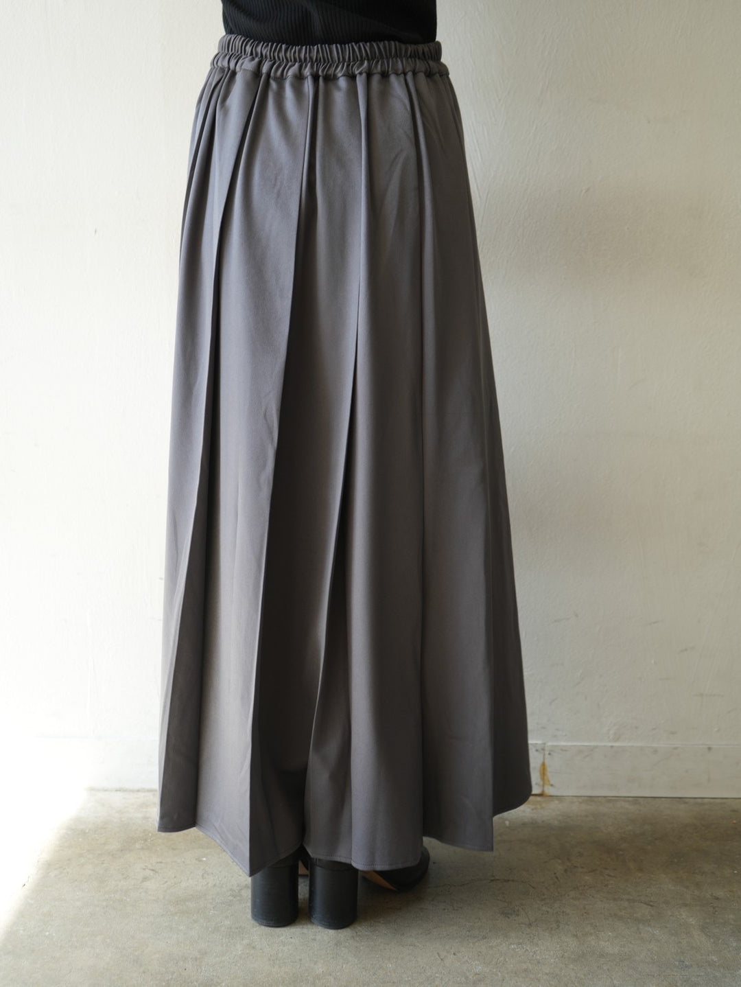 [訂位] 褶襉超長裙/灰色