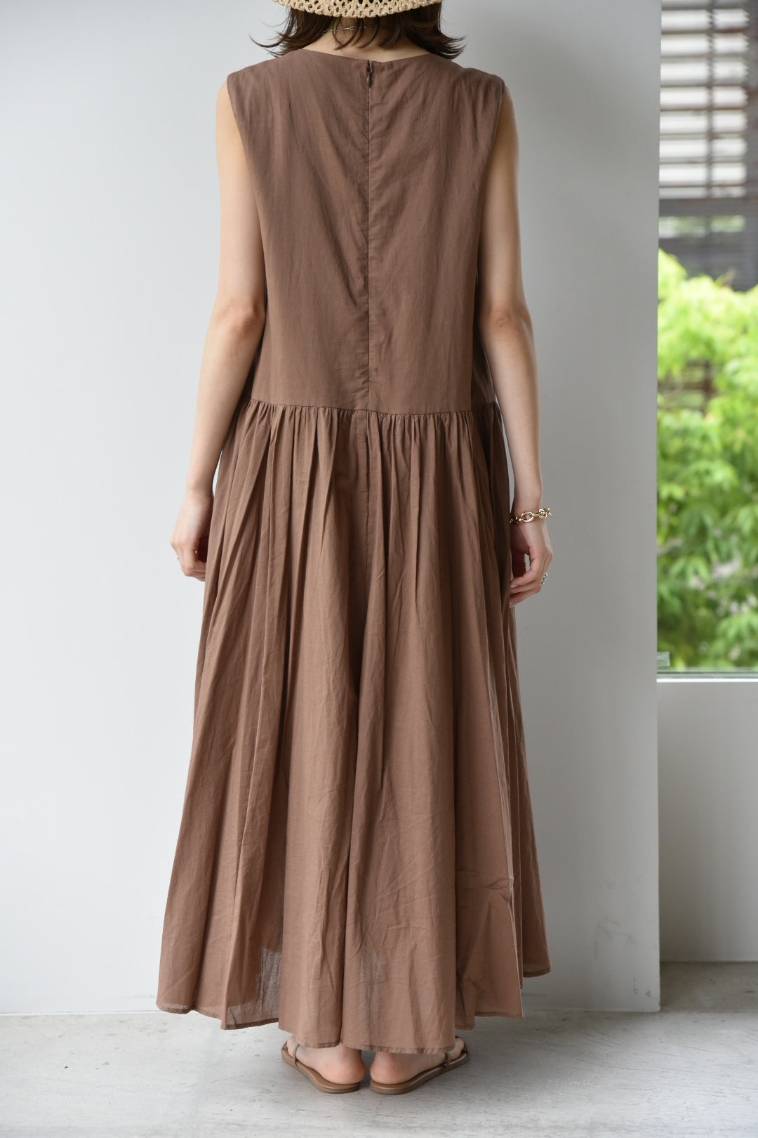 [Pre-order] COTTON MAXI TIERED DRESS (brown/green)