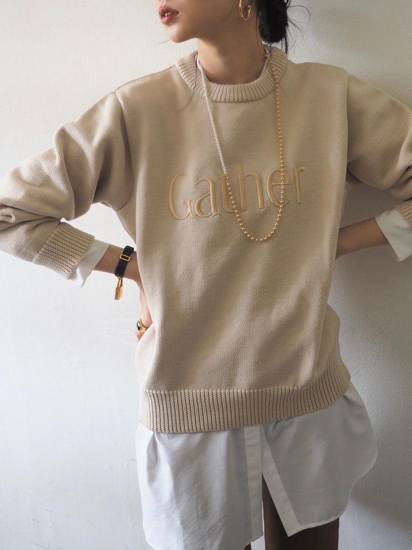 [予約]刺繍ロゴポリエステルニットプルオーバー/アイボリー