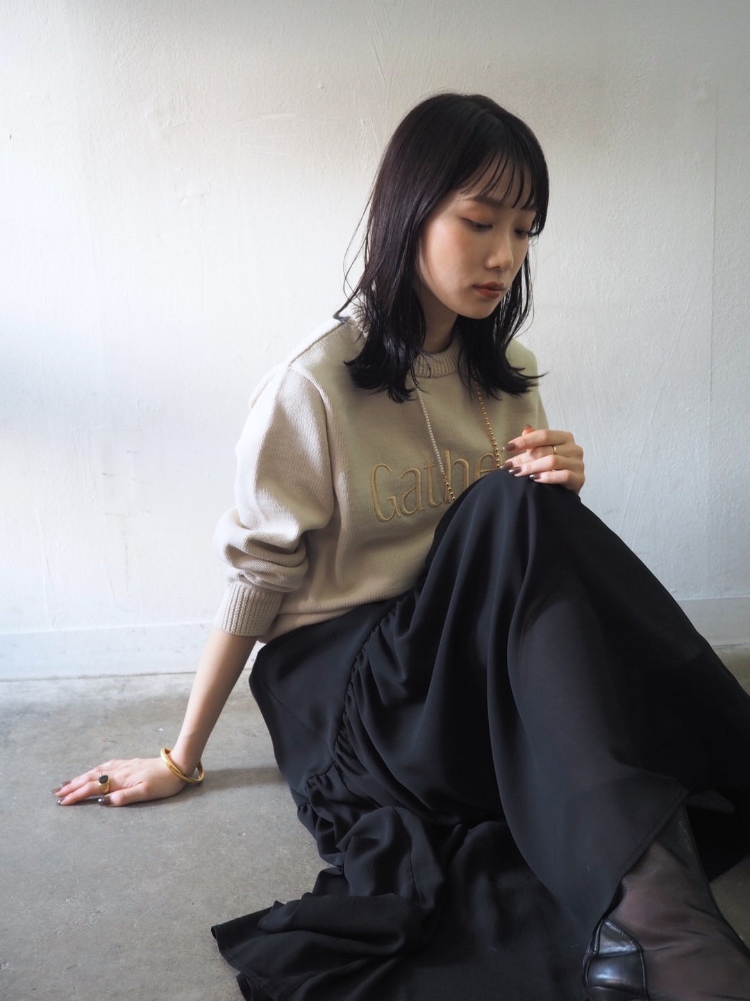 [予約]刺繍ロゴポリエステルニットプルオーバー/アイボリー