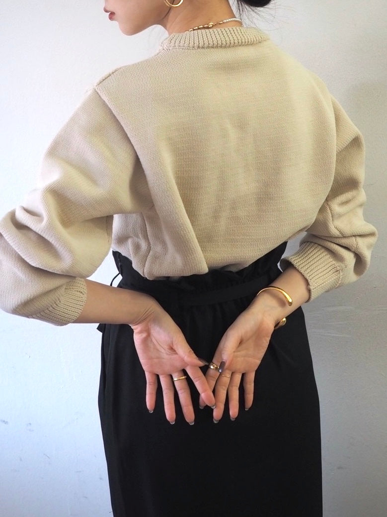 [予約]刺繍ロゴポリエステルニットプルオーバー/アイボリー