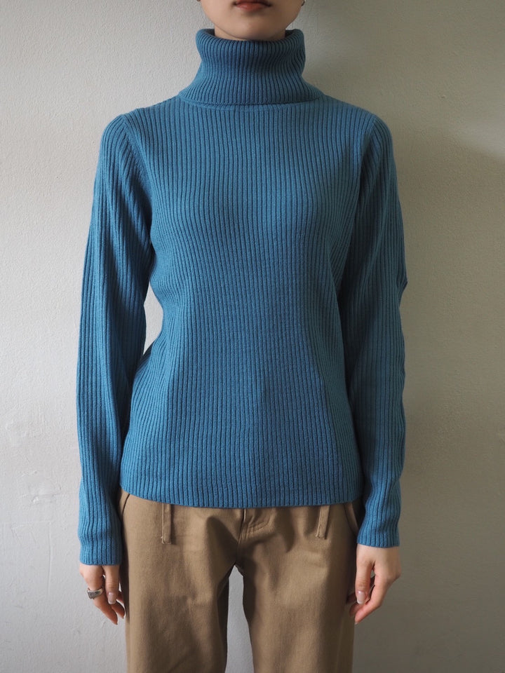 [予約]リブタートルネックニットトップス/ブルー