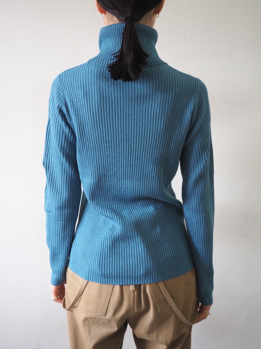 [予約]リブタートルネックニットトップス/ブルー