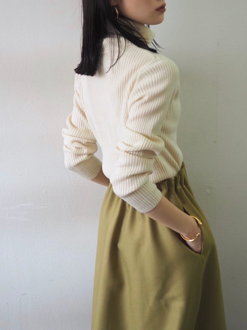 [予約]リブタートルネックニットトップス/アイボリー