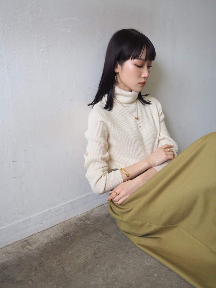 [予約]リブタートルネックニットトップス/アイボリー