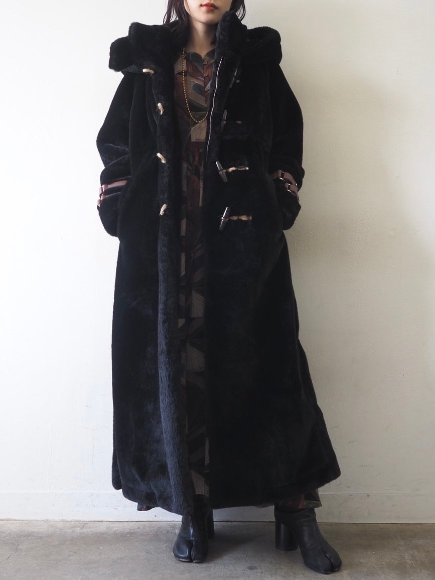 Yukko collaboration eco fur duffle long coat/ブラック – Lumier