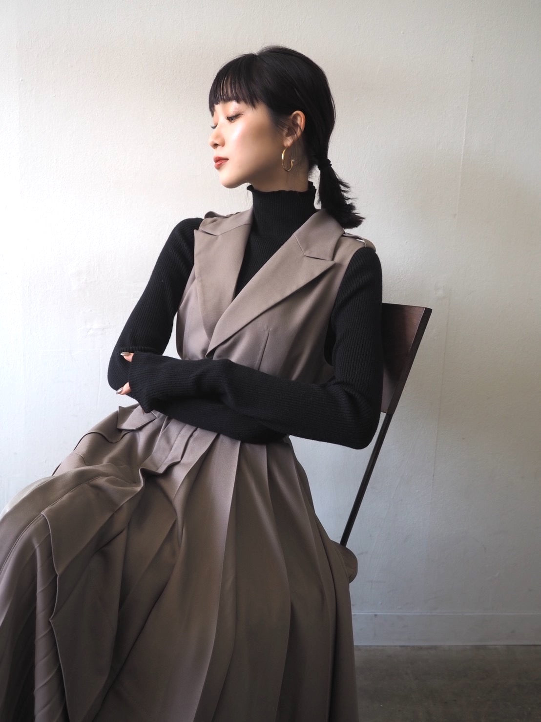 [即納]Yukko collaboration 　asymmetry　gilet　dress/ベージュ