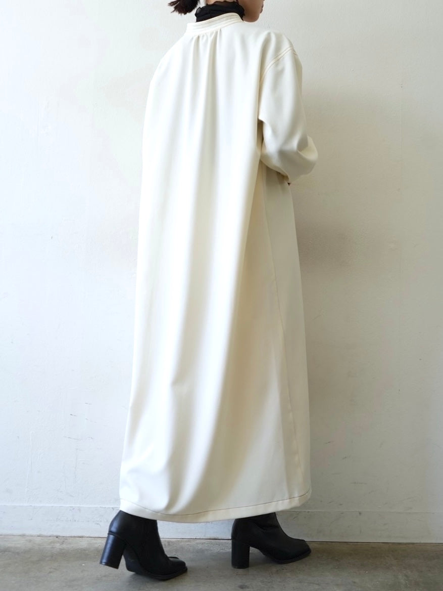 配色ステッチクルミボタンロングワンピース/アイボリー – Lumier