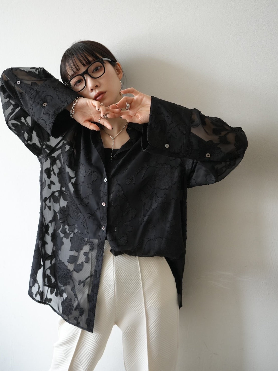 [Pre-order] Sheer Flower Jacquard Overshirt/Black