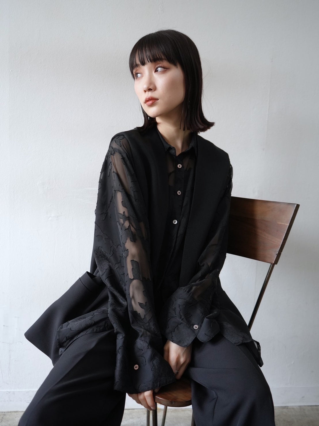 [Pre-order] Sheer Flower Jacquard Overshirt/Black