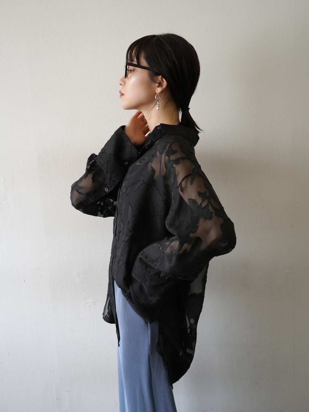 [Pre-order] Sheer Flower Jacquard Overshirt/Black