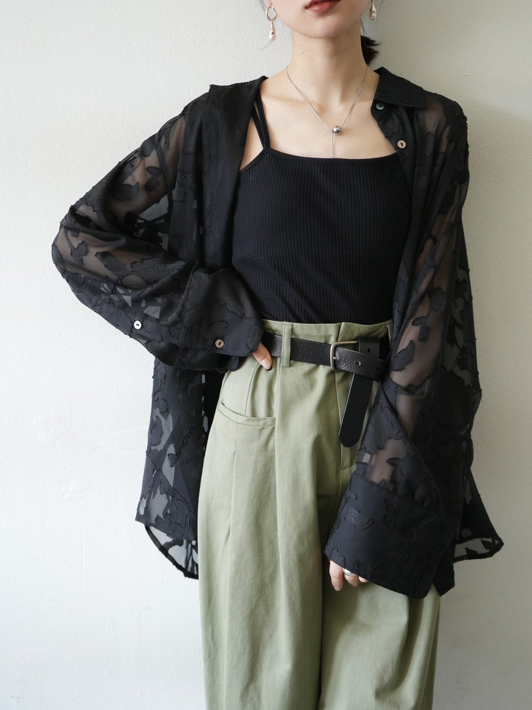 [Pre-order] Sheer Flower Jacquard Overshirt/Black