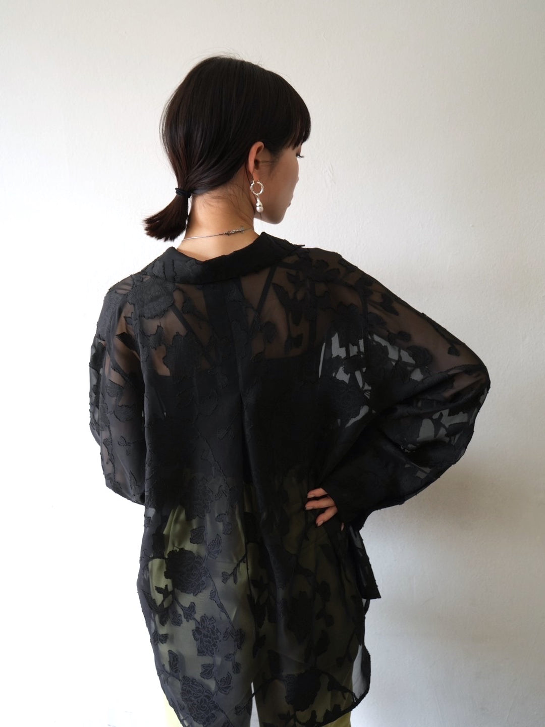 [Pre-order] Sheer Flower Jacquard Overshirt/Black