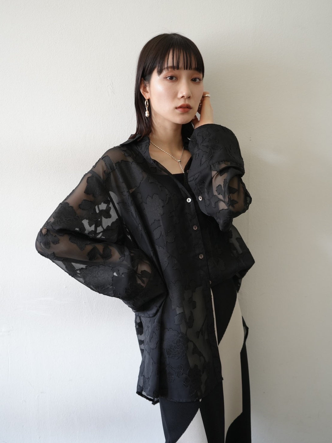 [Pre-order] Sheer Flower Jacquard Overshirt/Black