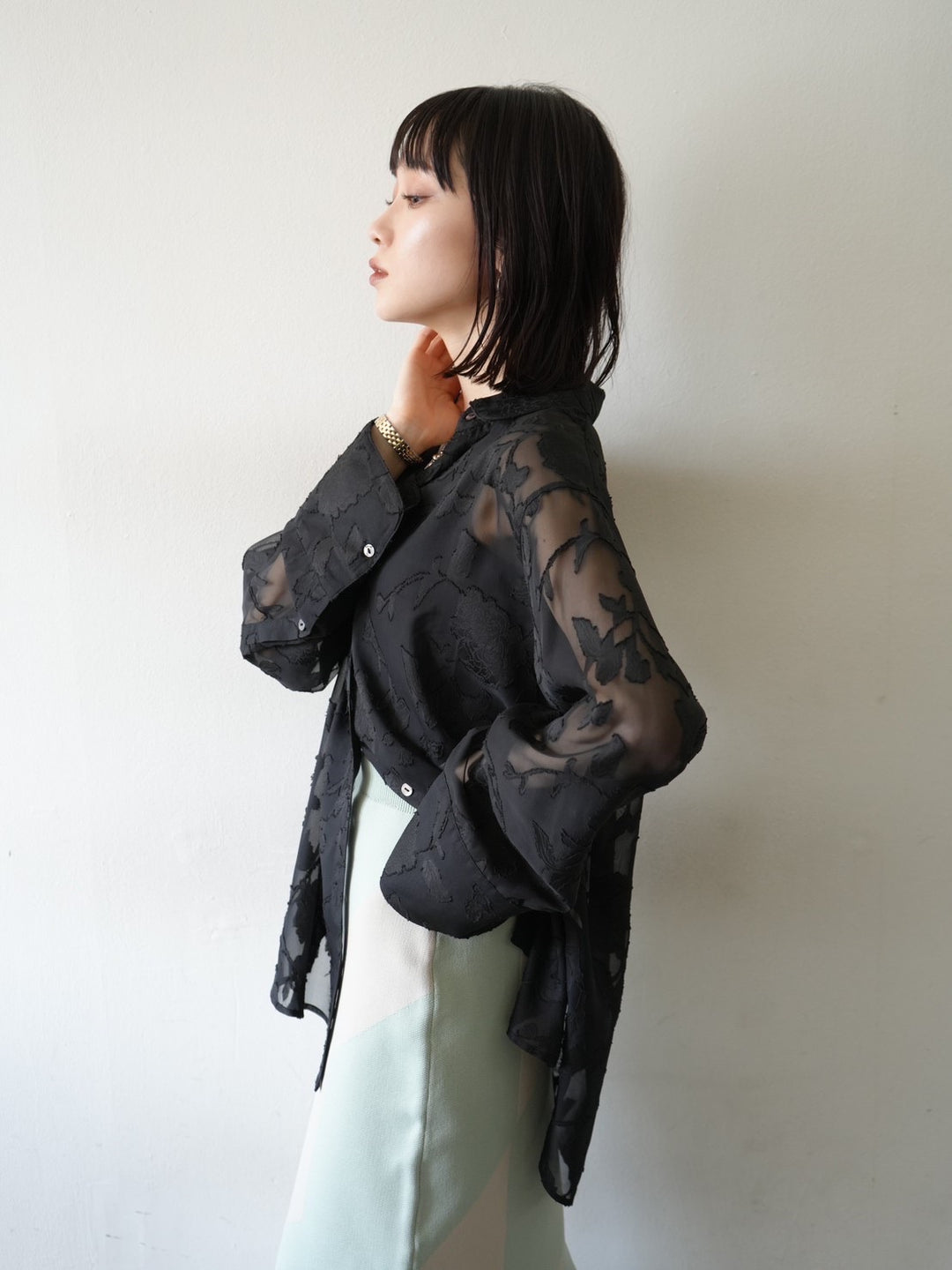 [Pre-order] Sheer Flower Jacquard Overshirt/Black