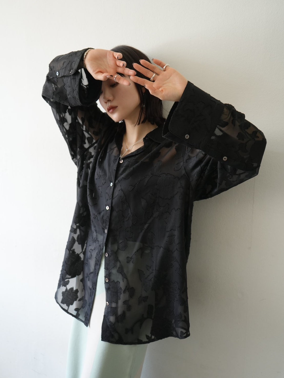 [Pre-order] Sheer Flower Jacquard Overshirt/Black