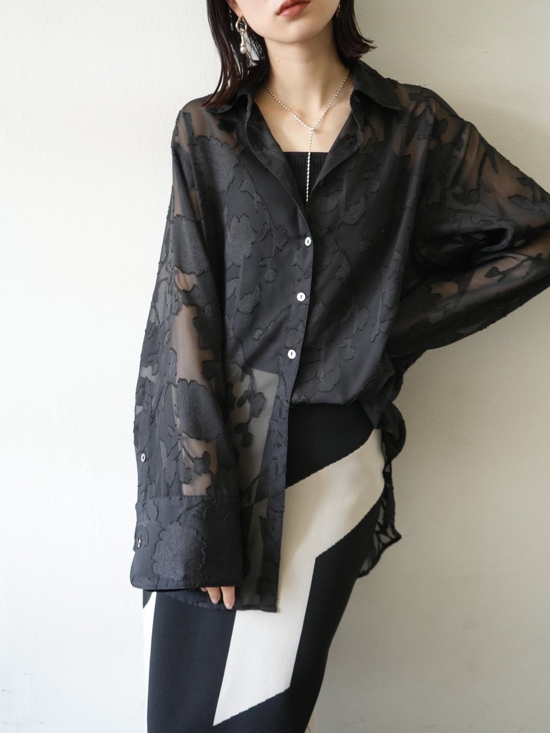 [Pre-order] Sheer Flower Jacquard Overshirt/Black