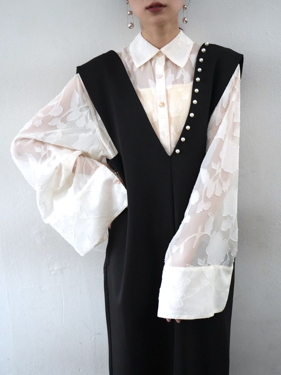 [Pre-order] Sheer Flower Jacquard Overshirt/Ecru