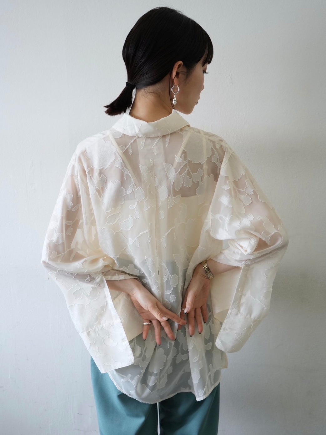 [Pre-order] Sheer Flower Jacquard Overshirt/Ecru