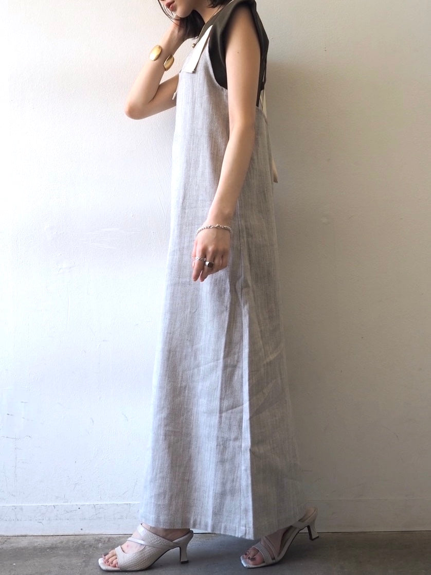 【預訂】人字紋吊帶洋裝/淺灰色