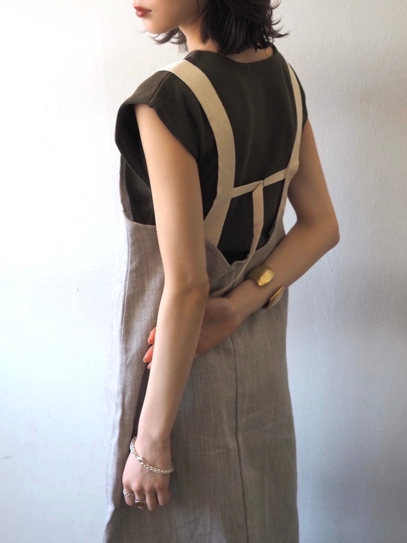 【預訂】人字紋吊帶洋裝/淺灰色