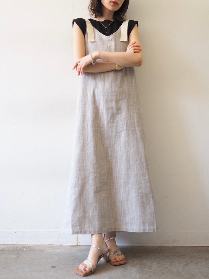 【預訂】人字紋吊帶洋裝/淺灰色